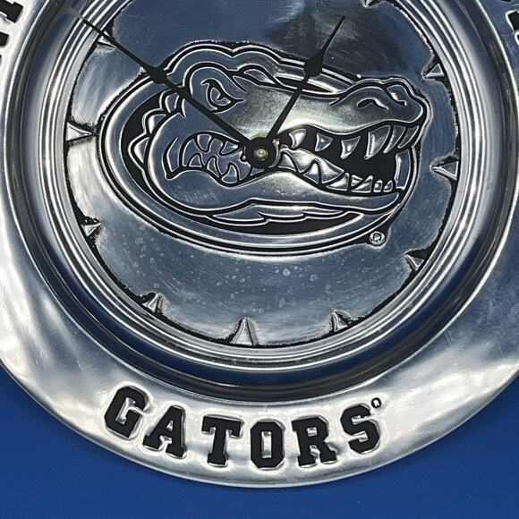 Wilton Armetale Pewter Clock Florida Gators Diamond Plate Man Cave UF Florida - Picture 3 of 5